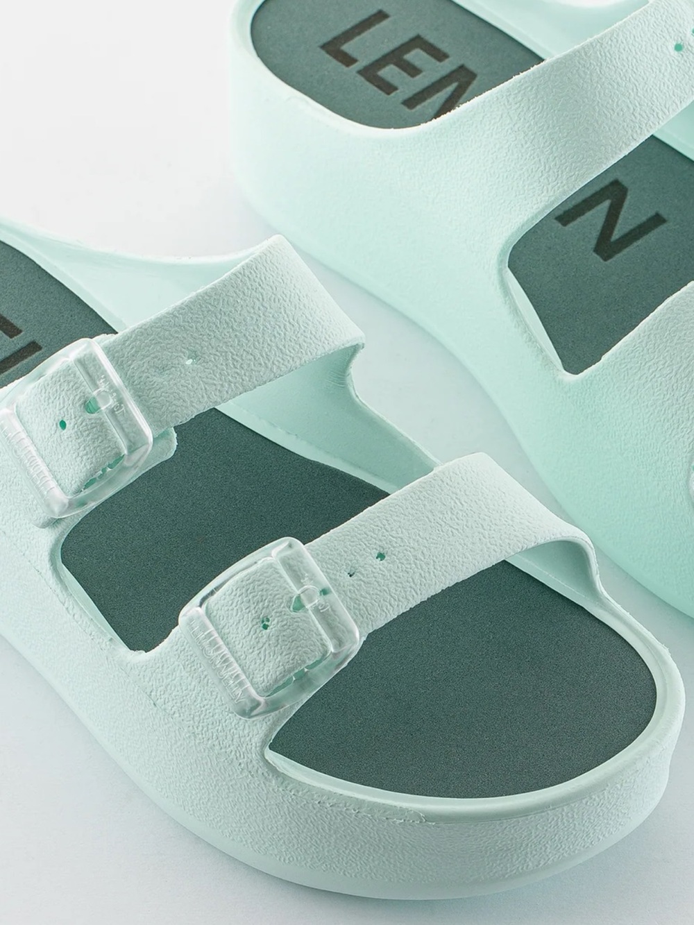 Lemon Jelly $98 Felnix Platform Sandals Aqua Green Size 9